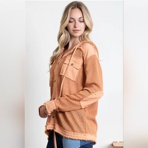 NWT Blue Velvet Hooded Open Waffle Knit Top In Rust Sz L